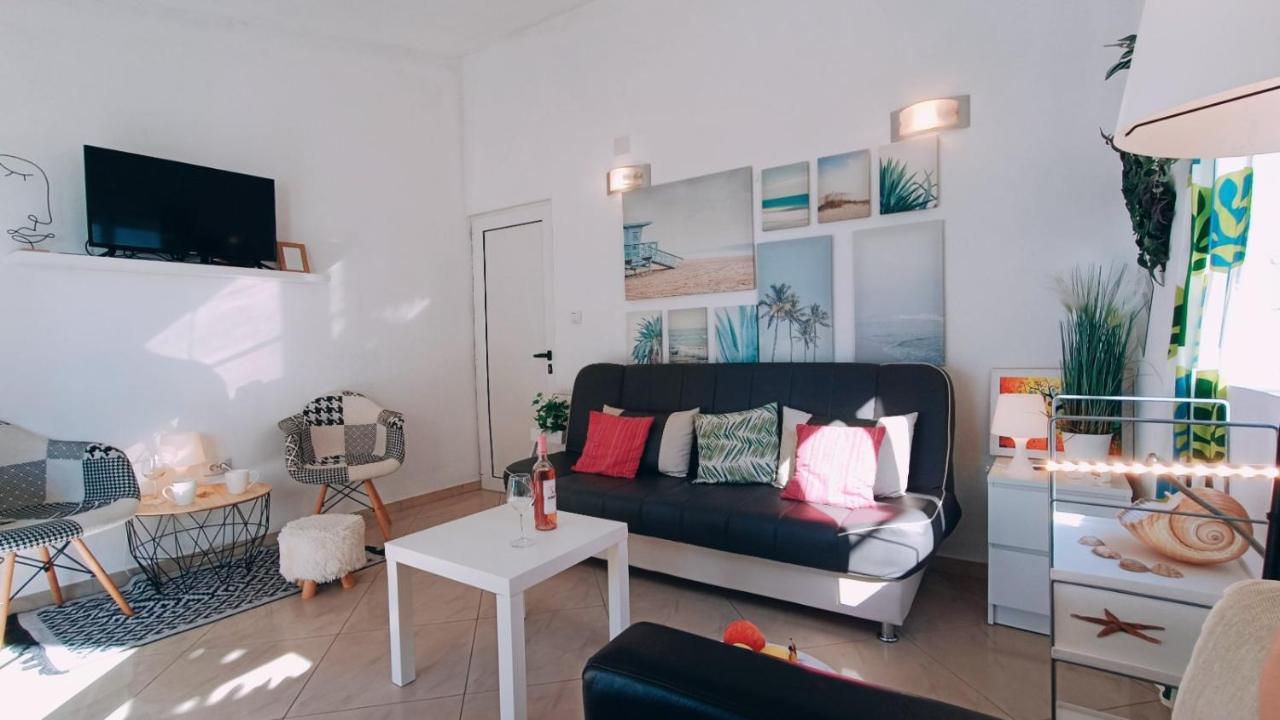 Beach Apartment With Beach Chairs N.1 Утьеха Экстерьер фото