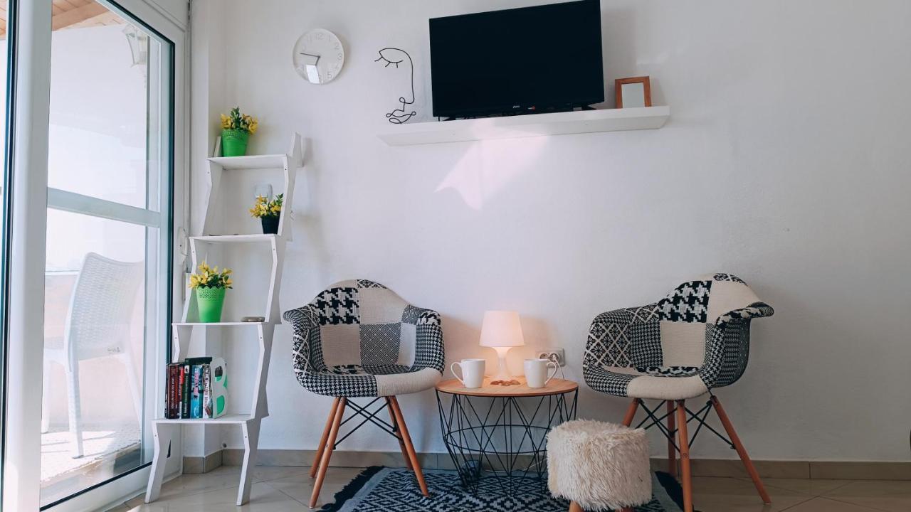 Beach Apartment With Beach Chairs N.1 Утьеха Экстерьер фото
