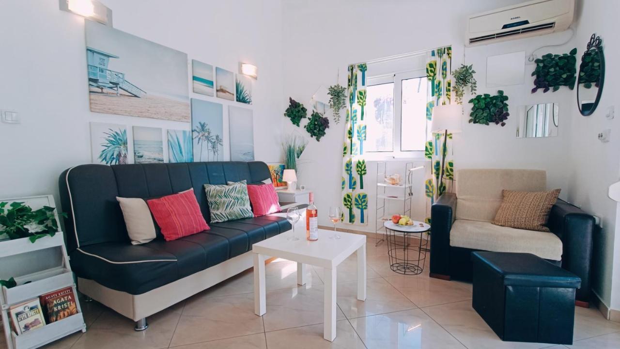 Beach Apartment With Beach Chairs N.1 Утьеха Экстерьер фото