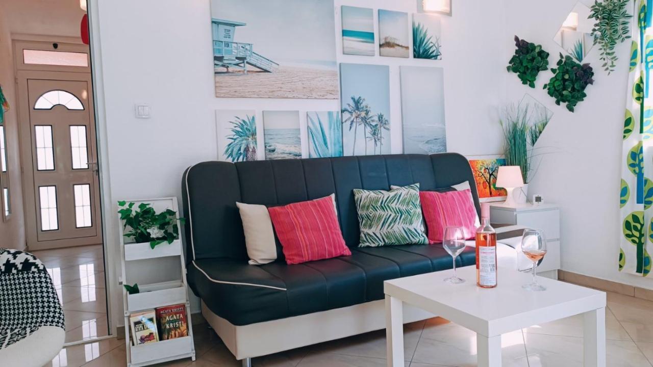 Beach Apartment With Beach Chairs N.1 Утьеха Экстерьер фото