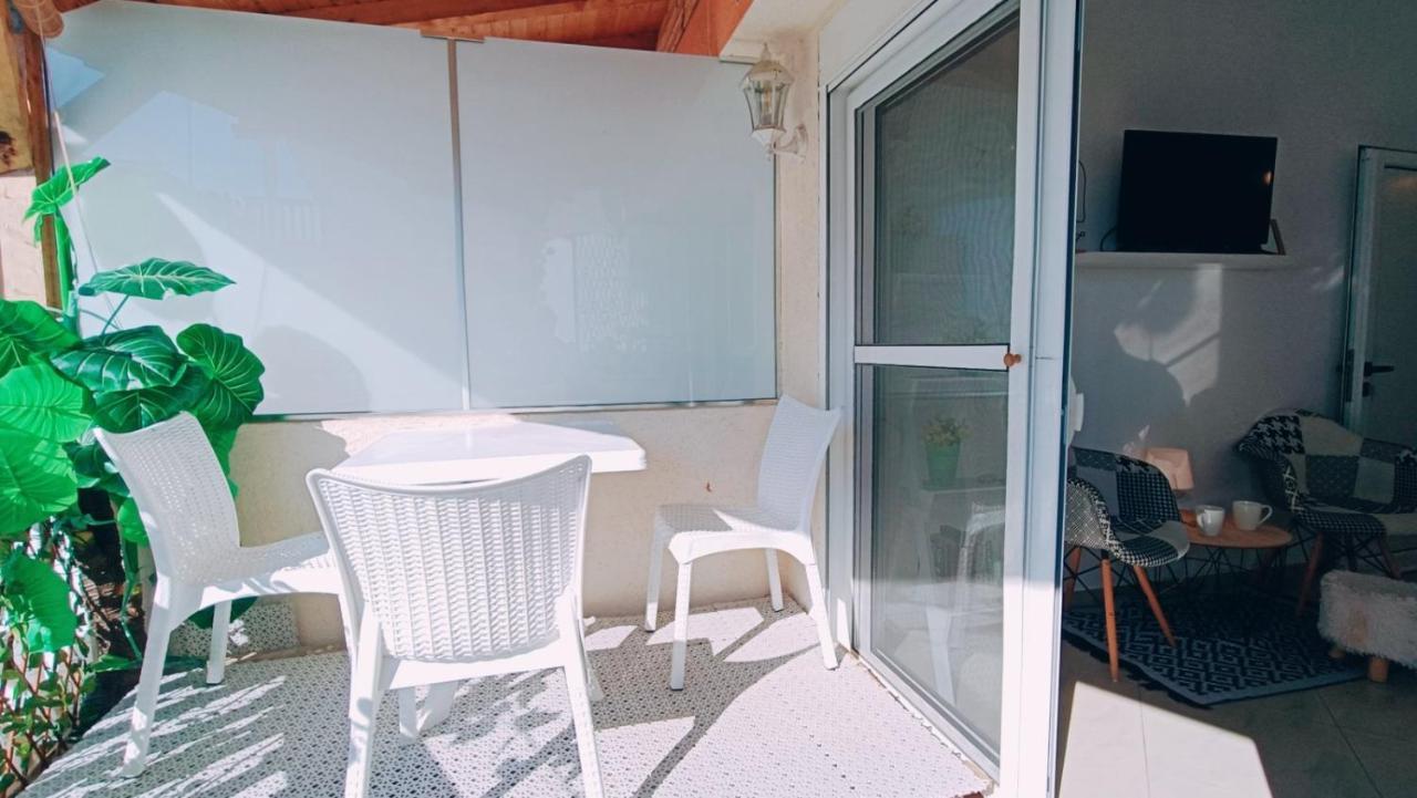 Beach Apartment With Beach Chairs N.1 Утьеха Экстерьер фото