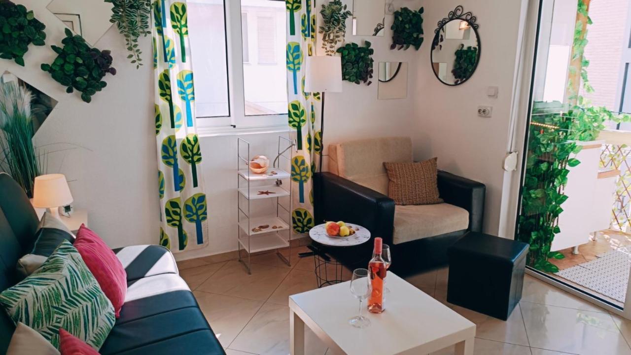 Beach Apartment With Beach Chairs N.1 Утьеха Экстерьер фото